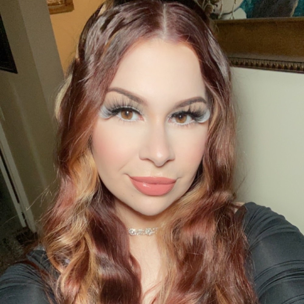 Meet your Posher, Jasmine